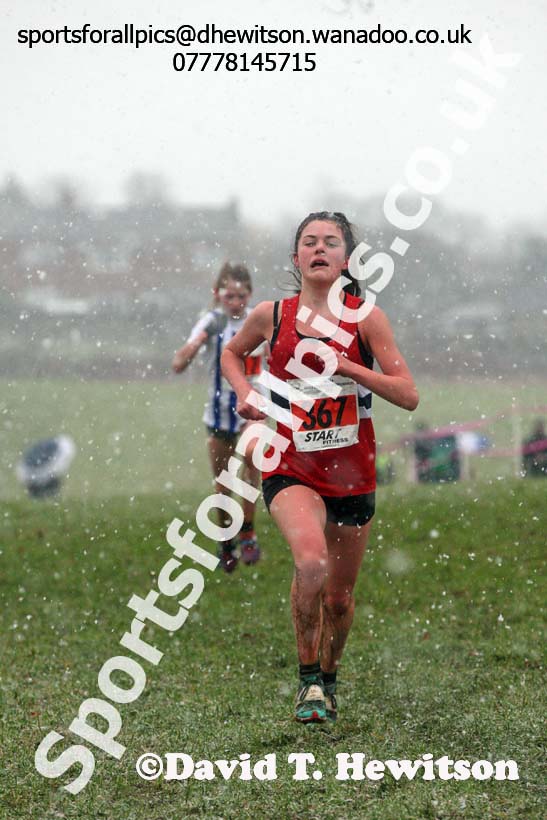 Girls under-15s North Eastern Cross Country, Sedgefield, County Durham. Photo: David T. Hewitson/Sports for All Pics